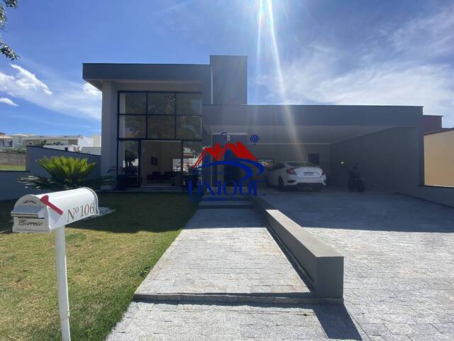 #211 - Casa em condomínio para Venda em Boituva - SP
