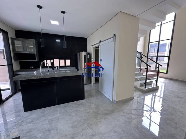 #1015 - Casa em condomínio para Venda em Boituva - SP