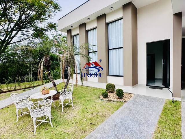 #1311 - Casa em condomínio para Venda em Boituva - SP