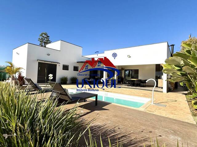 #1560 - Casa para Venda em Tatuí - SP - 3