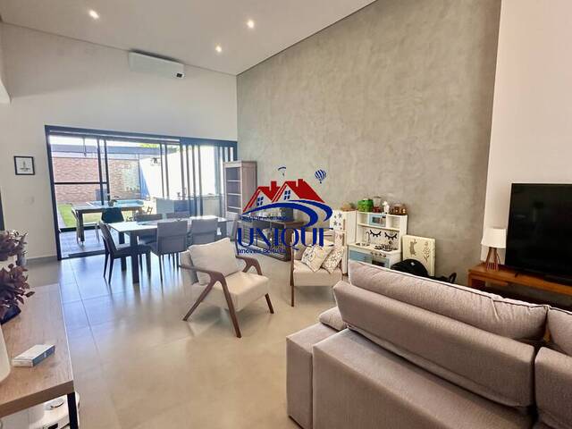 #1581 - Casa em condomínio para Venda em Boituva - SP