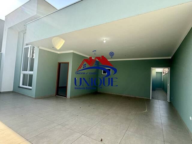 #1613 - Casa para Venda em Boituva - SP - 2