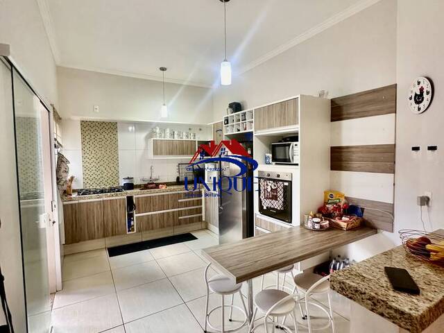 #1671 - Casa em condomínio para Locação em Boituva - SP - 1
