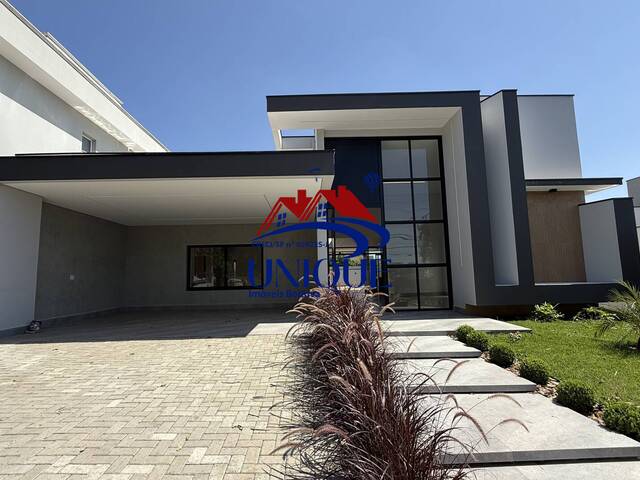 Venda em Condomínio Portal das Estrelas - Boituva