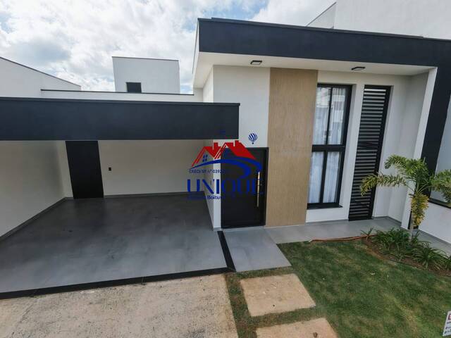 #1971 - Casa em condomínio para Venda em Boituva - SP